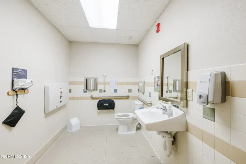 2719 Argent, Elko, Nevada 89801, ,Commercial Lease,Manufactured,Argent,250006262