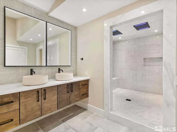 131 Aspen, Stateline, Nevada 89449, 4 Bedrooms Bedrooms, ,3 BathroomsBathrooms,Residential,Residential,Aspen,250006264