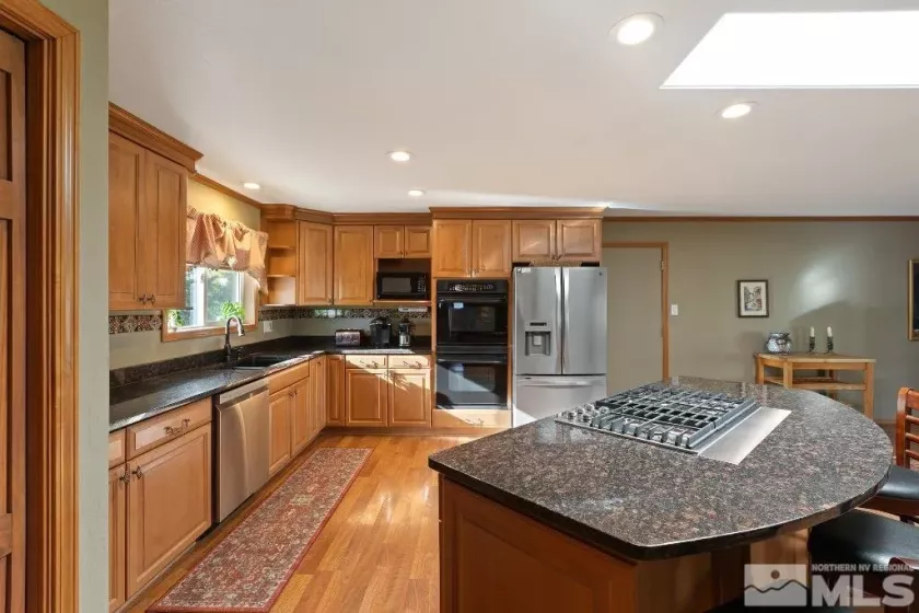 2990 Tamarisk, Reno, Nevada 89502, 3 Bedrooms Bedrooms, ,3 BathroomsBathrooms,Residential,Residential,Tamarisk,250006278