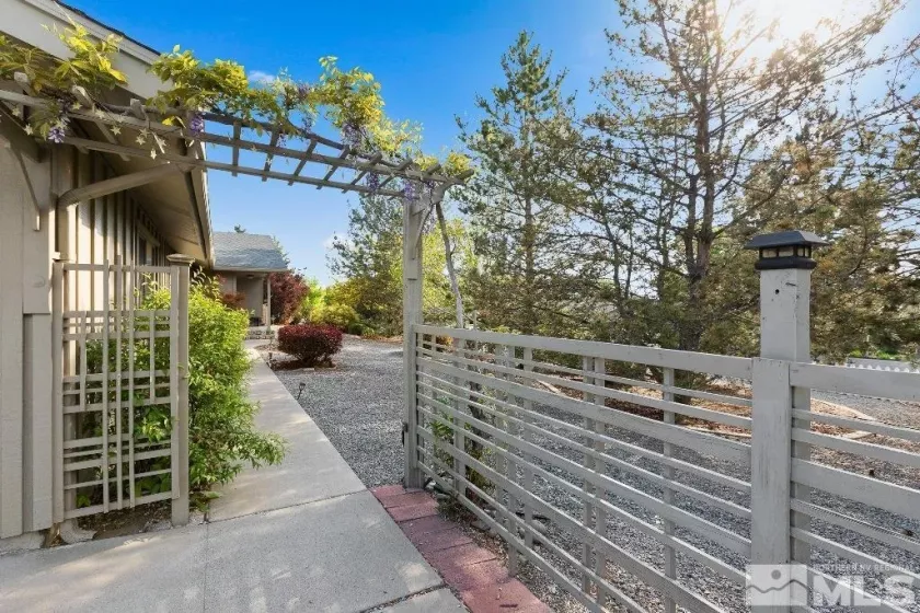 2990 Tamarisk, Reno, Nevada 89502, 3 Bedrooms Bedrooms, ,3 BathroomsBathrooms,Residential,Residential,Tamarisk,250006278
