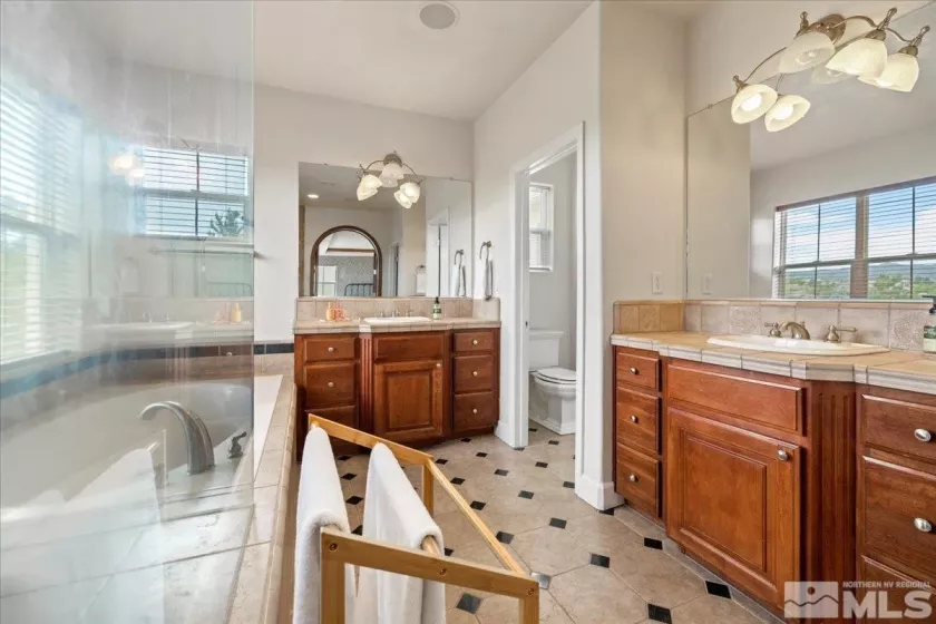 2983 Roundrock, Reno, Nevada 89511, 5 Bedrooms Bedrooms, ,5 BathroomsBathrooms,Residential,Residential,Roundrock,250006276