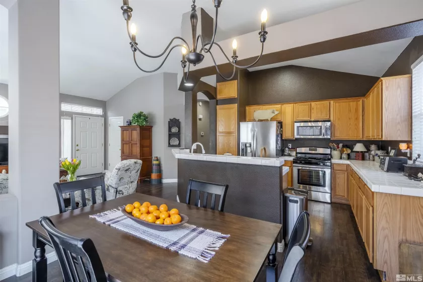 1236 Tule, Reno, Nevada 89521, 3 Bedrooms Bedrooms, ,2 BathroomsBathrooms,Residential,Residential,Tule,250006268