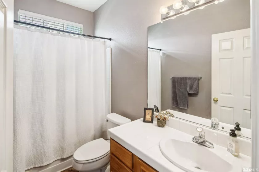 1236 Tule, Reno, Nevada 89521, 3 Bedrooms Bedrooms, ,2 BathroomsBathrooms,Residential,Residential,Tule,250006268