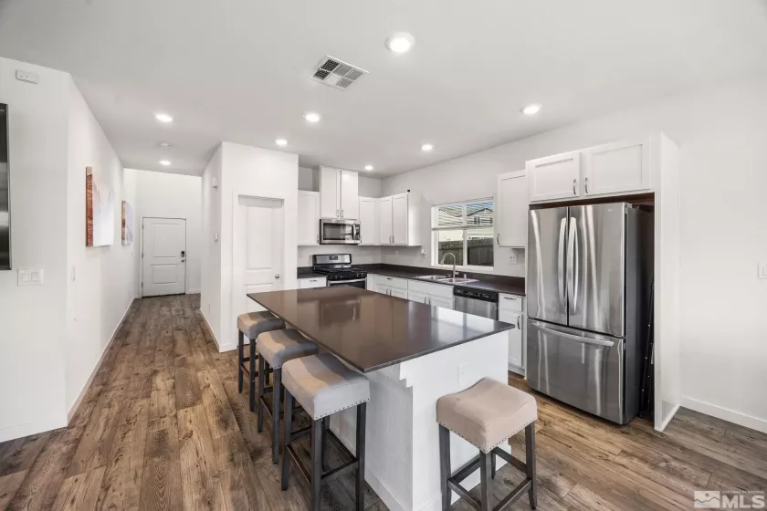 6652 Rusty Owl, Sparks, Nevada 89436, 5 Bedrooms Bedrooms, ,3 BathroomsBathrooms,Residential,Residential,Rusty Owl,250006283