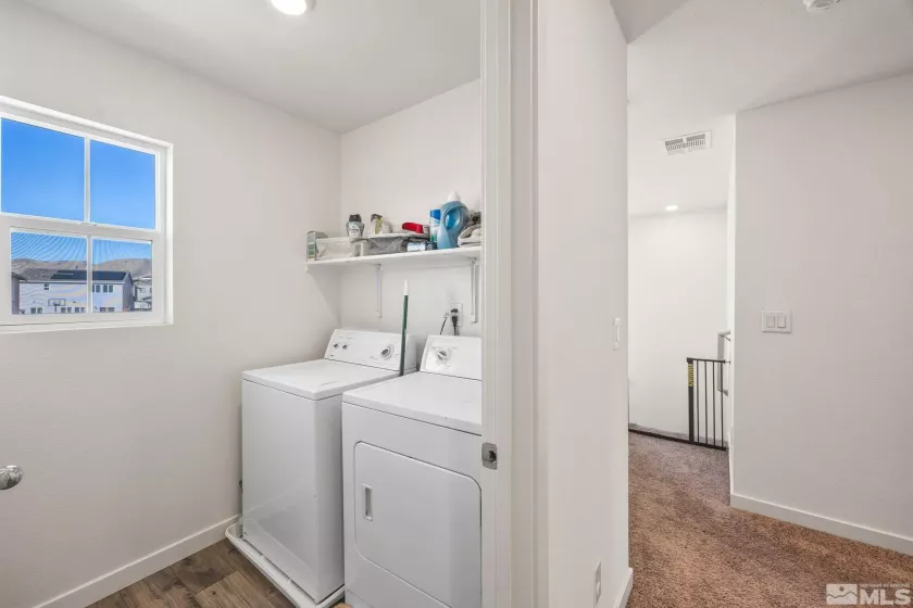 6652 Rusty Owl, Sparks, Nevada 89436, 5 Bedrooms Bedrooms, ,3 BathroomsBathrooms,Residential,Residential,Rusty Owl,250006283
