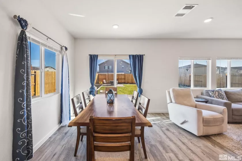 6652 Rusty Owl, Sparks, Nevada 89436, 5 Bedrooms Bedrooms, ,3 BathroomsBathrooms,Residential,Residential,Rusty Owl,250006283