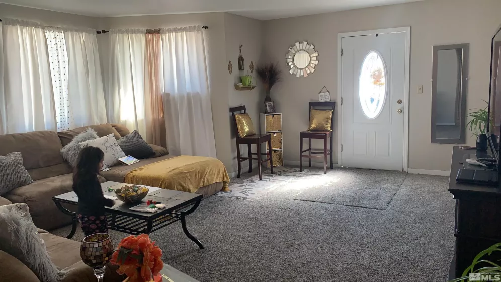 9 Nevada, Yerington, Nevada 89447, 3 Bedrooms Bedrooms, ,2 BathroomsBathrooms,Residential,Residential,Nevada,250006269