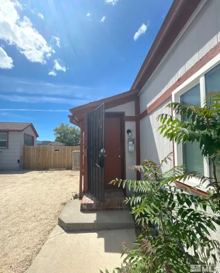1027 1/2 W. 2nd Street, Reno, Nevada 89503, 1 Bedroom Bedrooms, ,1 BathroomBathrooms,Residential Lease,Manufactured,1/2 W. 2nd Street,250006294