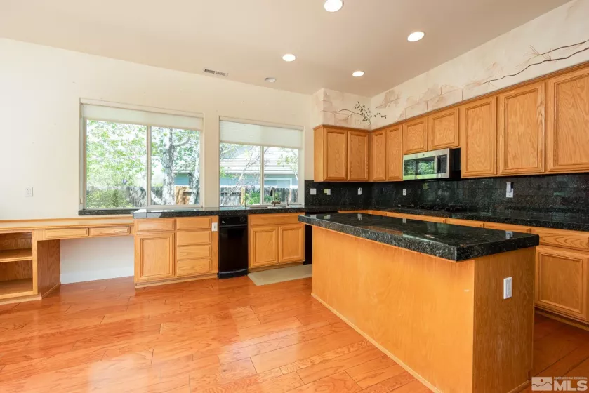706 Norfolk, Carson City, Nevada 89703, 3 Bedrooms Bedrooms, ,3 BathroomsBathrooms,Residential,Residential,Norfolk,250006297