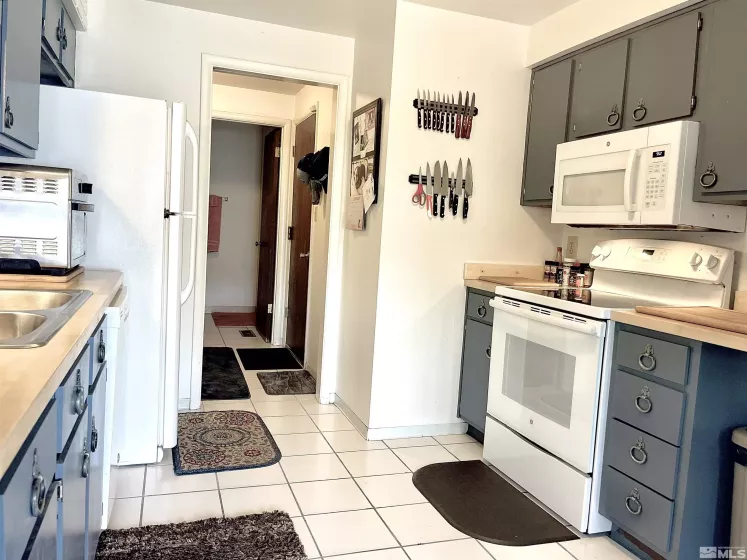 2390 Oppio, Sparks, Nevada 89431, 2 Bedrooms Bedrooms, ,2 BathroomsBathrooms,Residential,Residential,Oppio,250006335