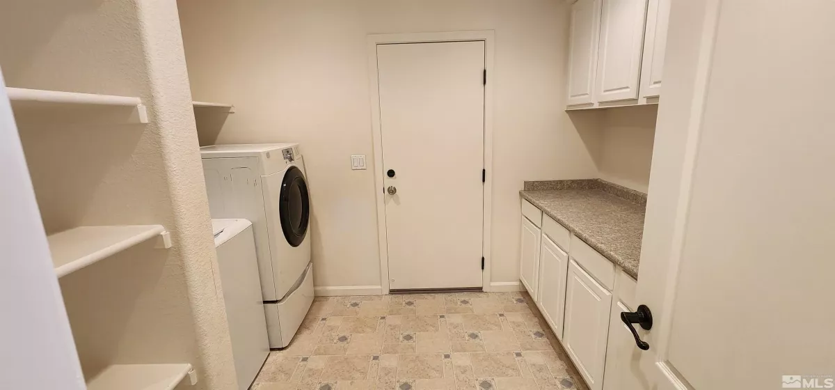 18323 Panda Bear, Reno, Nevada 89508, 4 Bedrooms Bedrooms, ,2 BathroomsBathrooms,Residential,Residential,Panda Bear,250006336
