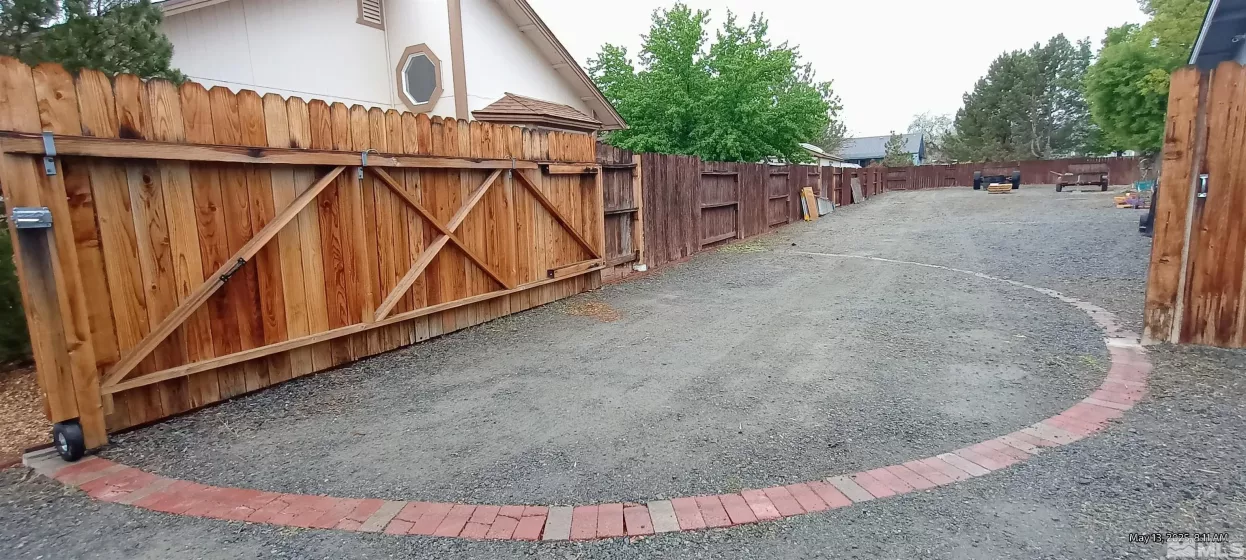 195 Monumental, Sparks, Nevada 89436, 3 Bedrooms Bedrooms, ,3 BathroomsBathrooms,Residential,Residential,Monumental,250006338