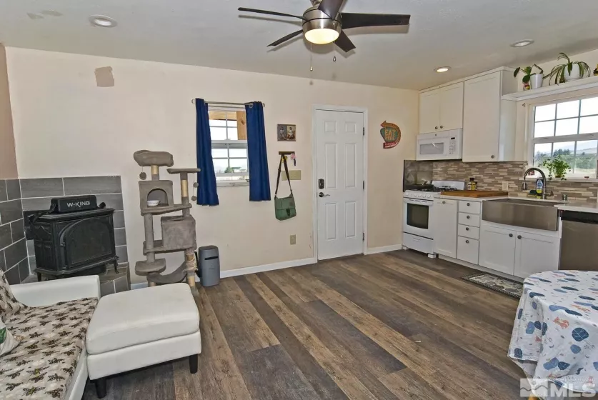 115 Chambers, Woodfords, California 96120, 4 Bedrooms Bedrooms, ,3 BathroomsBathrooms,Residential,Residential,Chambers,250006266