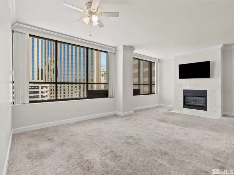 450 Arlington 1404, Reno, Nevada 89503, 2 Bedrooms Bedrooms, ,2 BathroomsBathrooms,Residential,Residential,Arlington 1404,250006341