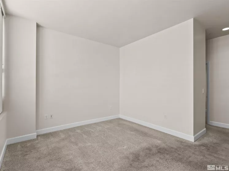 450 Arlington 1404, Reno, Nevada 89503, 2 Bedrooms Bedrooms, ,2 BathroomsBathrooms,Residential,Residential,Arlington 1404,250006341