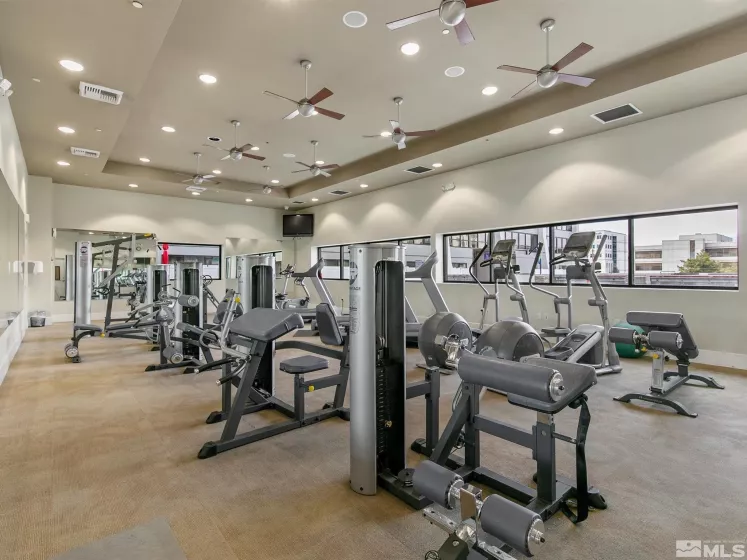 450 Arlington 1404, Reno, Nevada 89503, 2 Bedrooms Bedrooms, ,2 BathroomsBathrooms,Residential,Residential,Arlington 1404,250006341