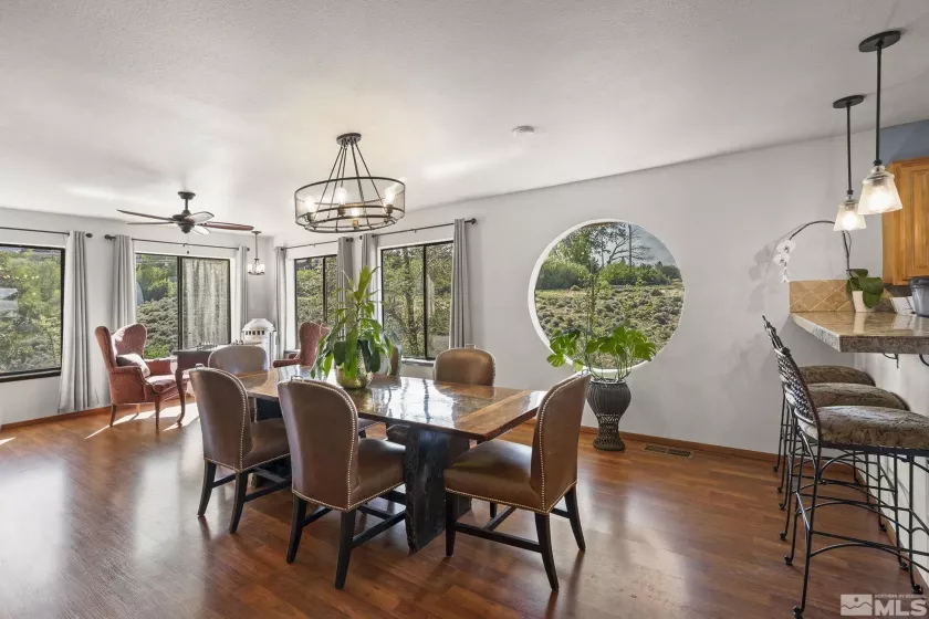 3075 Markridge, Reno, Nevada 89509, 5 Bedrooms Bedrooms, ,3 BathroomsBathrooms,Residential,Residential,Markridge,250006344
