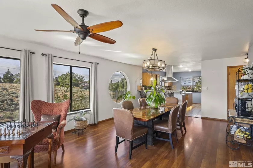 3075 Markridge, Reno, Nevada 89509, 5 Bedrooms Bedrooms, ,3 BathroomsBathrooms,Residential,Residential,Markridge,250006344