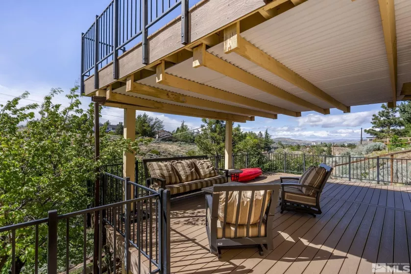 3075 Markridge, Reno, Nevada 89509, 5 Bedrooms Bedrooms, ,3 BathroomsBathrooms,Residential,Residential,Markridge,250006344