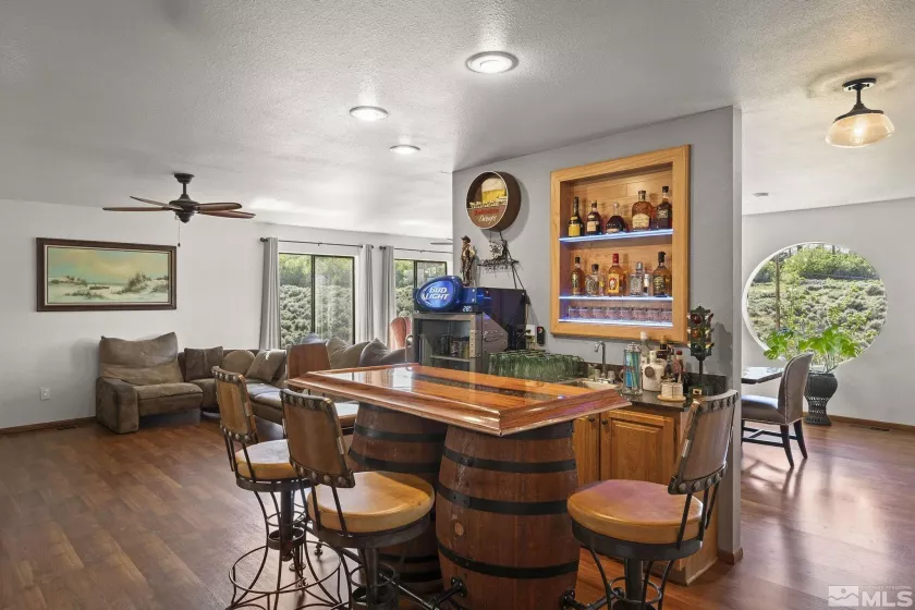 3075 Markridge, Reno, Nevada 89509, 5 Bedrooms Bedrooms, ,3 BathroomsBathrooms,Residential,Residential,Markridge,250006344