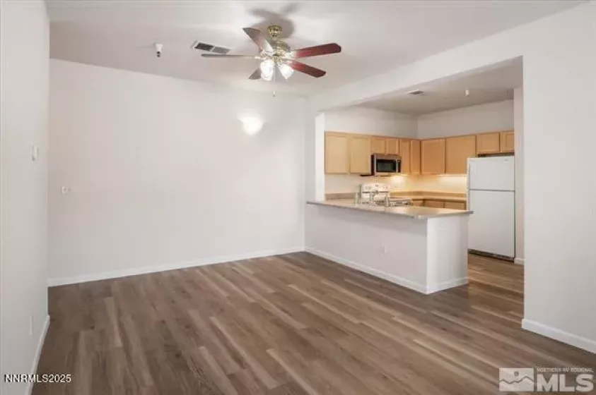 200 Talus, Reno, Nevada 89503, 4 Bedrooms Bedrooms, ,4 BathroomsBathrooms,Residential Lease,Manufactured,Talus,250006356