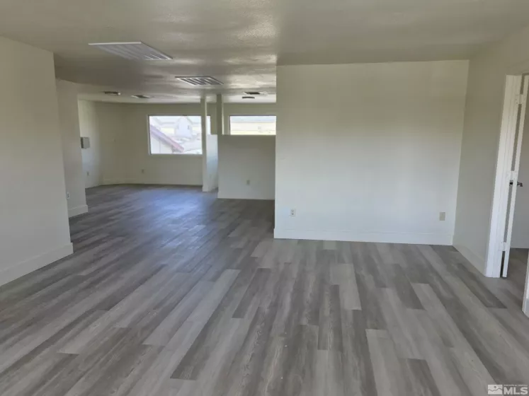 933 woodside, Carson City, Nevada 89701, ,Commercial Sale,Residential,woodside,250006359