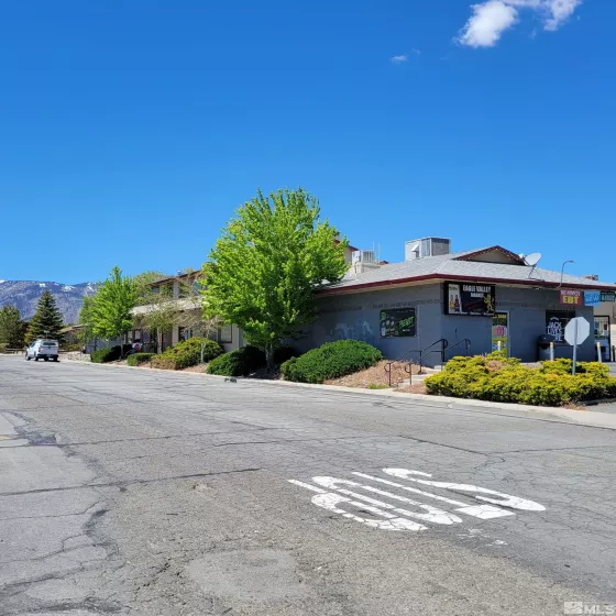933 woodside, Carson City, Nevada 89701, ,Commercial Sale,Residential,woodside,250006359
