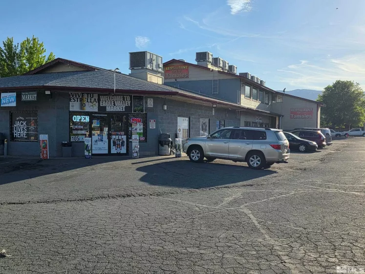 933 woodside, Carson City, Nevada 89701, ,Commercial Sale,Residential,woodside,250006359