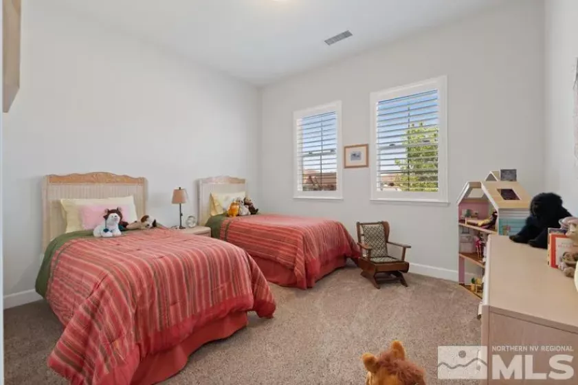 540 Shady Valley, Sparks, Nevada 89441, 4 Bedrooms Bedrooms, ,3 BathroomsBathrooms,Residential,Residential,Shady Valley,250006365