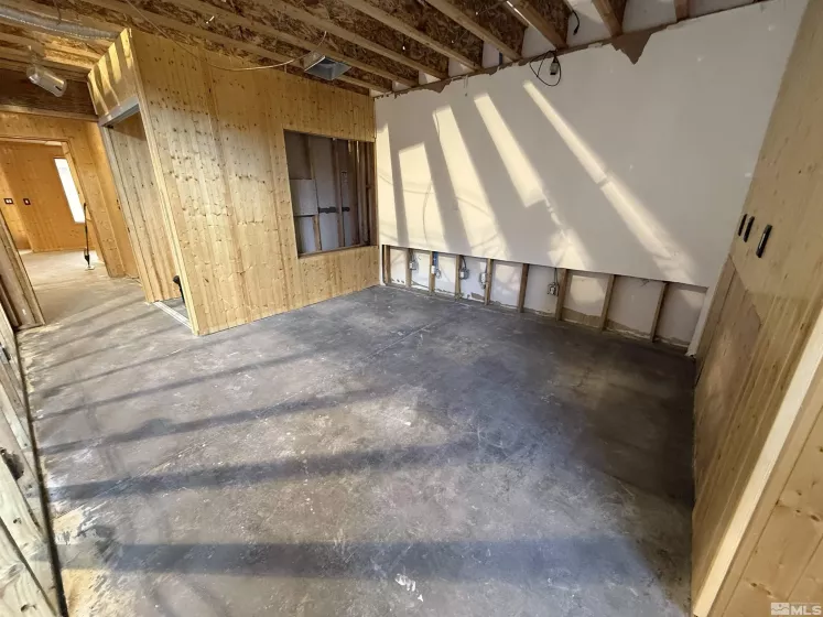 2562 Silver State, Minden, Nevada 89423, ,Commercial Sale,Residential,Silver State,250006326