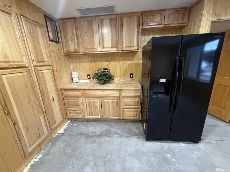 2562 Silver State, Minden, Nevada 89423, ,Commercial Sale,Residential,Silver State,250006326