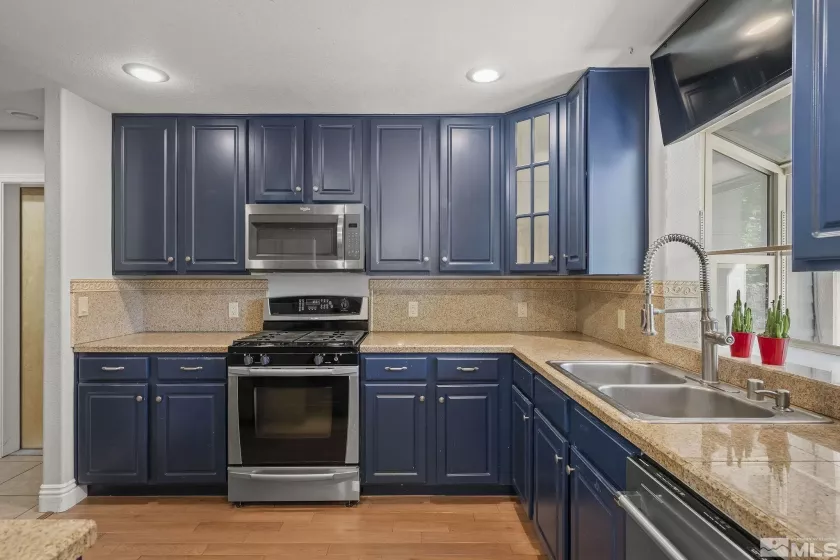 1520 Jones, Minden, Nevada 89423, 5 Bedrooms Bedrooms, ,3 BathroomsBathrooms,Residential,Residential,Jones,250006372