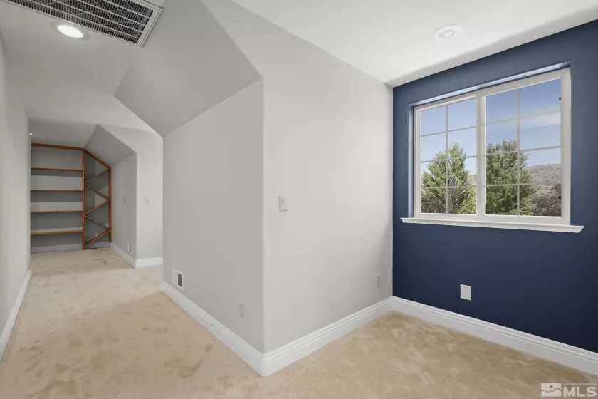 1520 Jones, Minden, Nevada 89423, 5 Bedrooms Bedrooms, ,3 BathroomsBathrooms,Residential,Residential,Jones,250006372