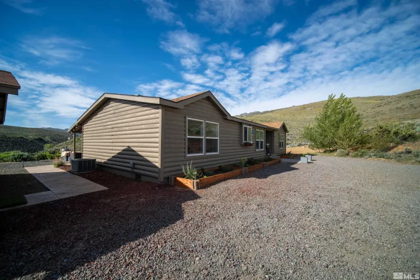 13705 Red Rock, Reno, Nevada 89508, 3 Bedrooms Bedrooms, ,2 BathroomsBathrooms,Residential,Residential,Red Rock,250006375