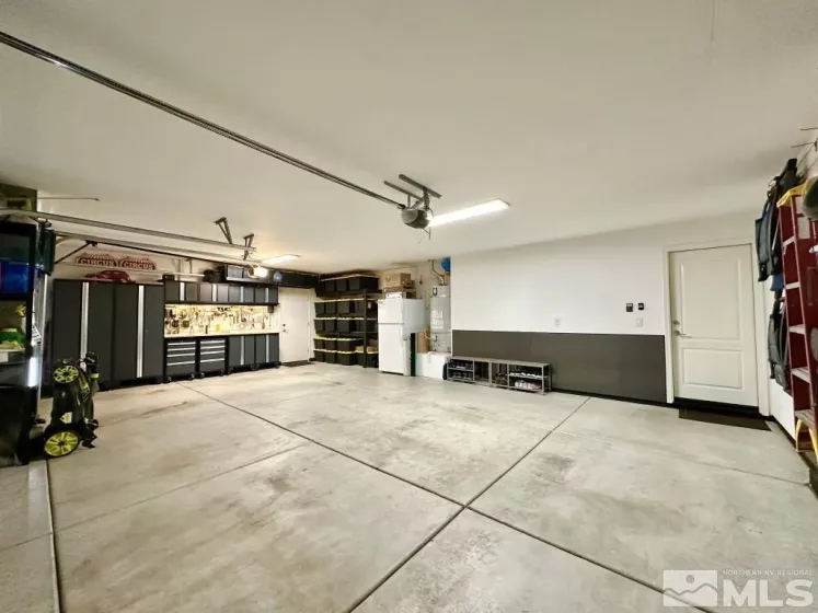 4046 Wisdom, Sparks, Nevada 89436, 4 Bedrooms Bedrooms, ,3 BathroomsBathrooms,Residential,Residential,Wisdom,250005904