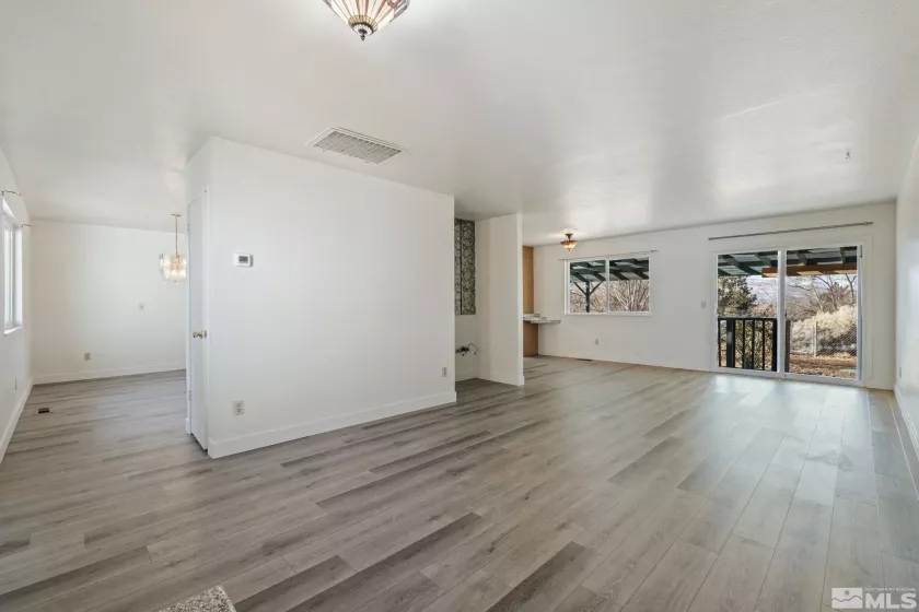 2285 Silky Sullivan, Reno, Nevada 89502, 4 Bedrooms Bedrooms, ,3 BathroomsBathrooms,Residential,Residential,Silky Sullivan,250001454