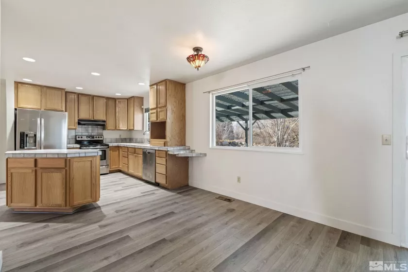2285 Silky Sullivan, Reno, Nevada 89502, 4 Bedrooms Bedrooms, ,3 BathroomsBathrooms,Residential,Residential,Silky Sullivan,250001454