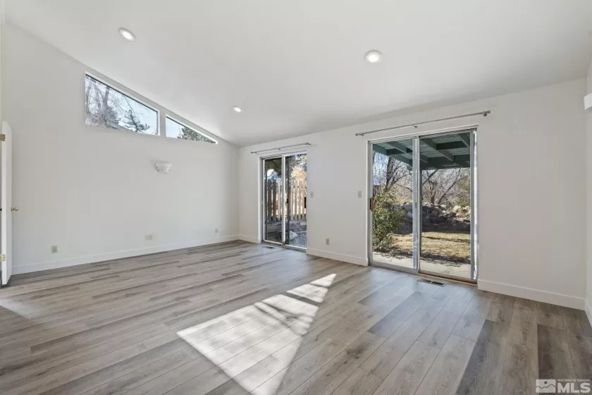 2285 Silky Sullivan, Reno, Nevada 89502, 4 Bedrooms Bedrooms, ,3 BathroomsBathrooms,Residential,Residential,Silky Sullivan,250001454