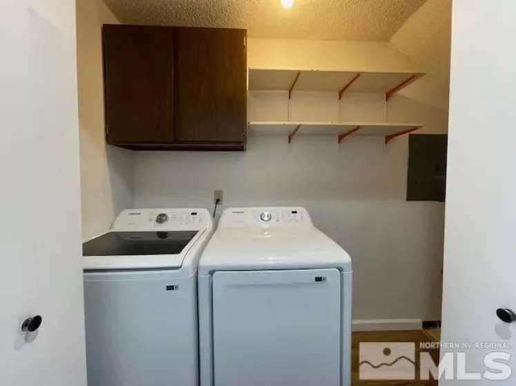 562 Smithridge, Reno, Nevada 89502, 2 Bedrooms Bedrooms, ,2 BathroomsBathrooms,Residential,Residential,Smithridge,250000926
