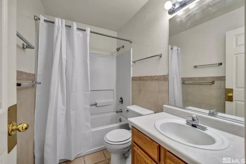 6390 Mohegan, Sun Valley, Nevada 89433, 3 Bedrooms Bedrooms, ,2 BathroomsBathrooms,Residential,Residential,Mohegan,250006434