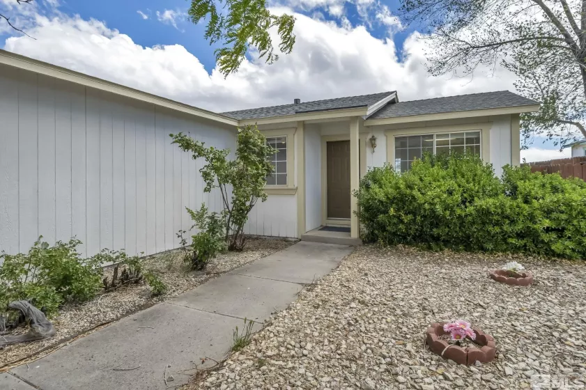 6390 Mohegan, Sun Valley, Nevada 89433, 3 Bedrooms Bedrooms, ,2 BathroomsBathrooms,Residential,Residential,Mohegan,250006434