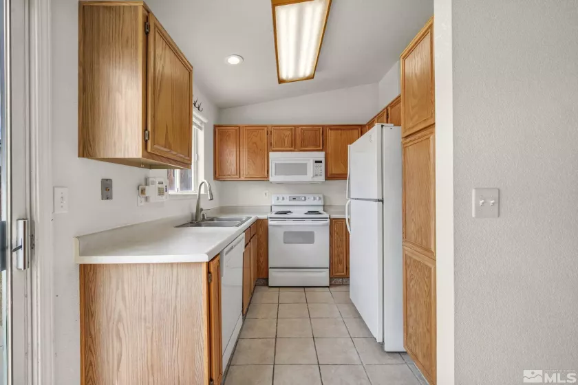 6390 Mohegan, Sun Valley, Nevada 89433, 3 Bedrooms Bedrooms, ,2 BathroomsBathrooms,Residential,Residential,Mohegan,250006434