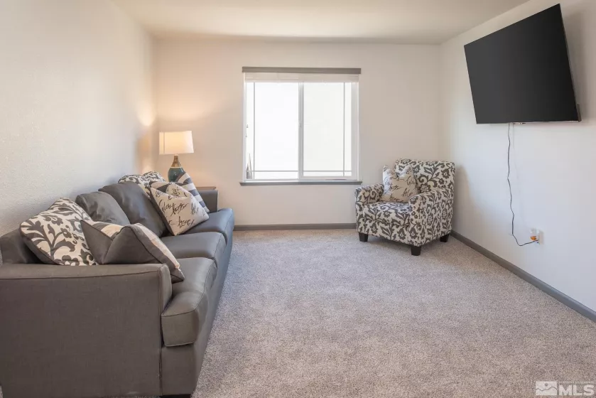 8139 Dornoch, Reno, Nevada 89439, 4 Bedrooms Bedrooms, ,3 BathroomsBathrooms,Residential,Residential,Dornoch,250006443