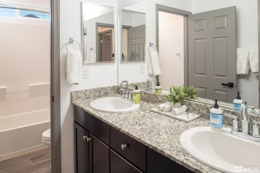 8139 Dornoch, Reno, Nevada 89439, 4 Bedrooms Bedrooms, ,3 BathroomsBathrooms,Residential,Residential,Dornoch,250006443