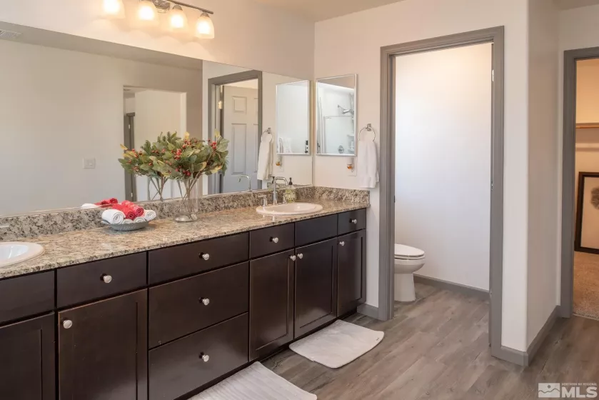 8139 Dornoch, Reno, Nevada 89439, 4 Bedrooms Bedrooms, ,3 BathroomsBathrooms,Residential,Residential,Dornoch,250006443