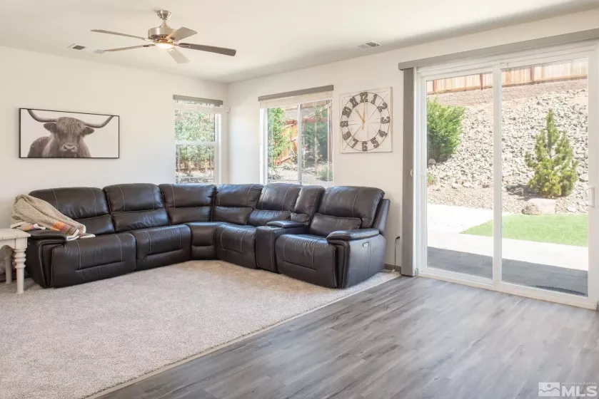 8139 Dornoch, Reno, Nevada 89439, 4 Bedrooms Bedrooms, ,3 BathroomsBathrooms,Residential,Residential,Dornoch,250006443