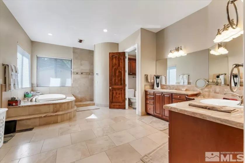 1120 Zolezzi, Reno, Nevada 89511, 3 Bedrooms Bedrooms, ,4 BathroomsBathrooms,Residential,Residential,Zolezzi,250006442