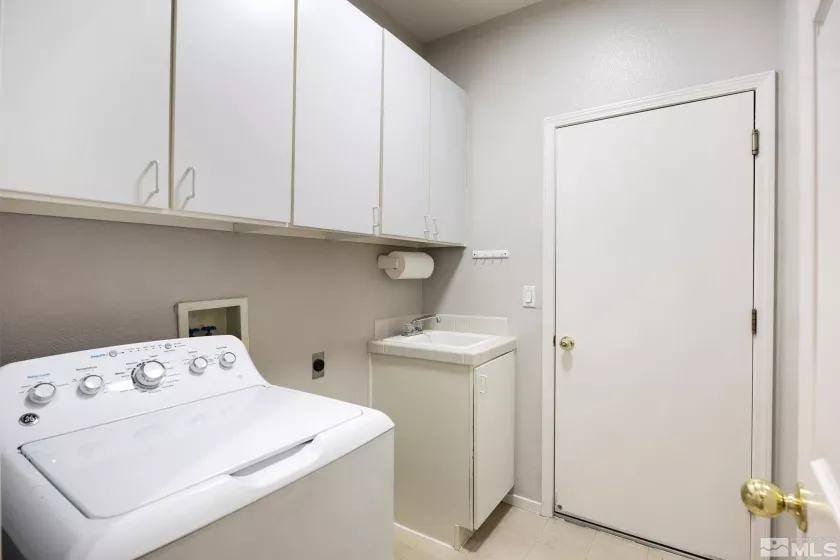 9653 Truckee Meadows, Reno, Nevada 89521, 3 Bedrooms Bedrooms, ,2 BathroomsBathrooms,Residential,Residential,Truckee Meadows,250006447