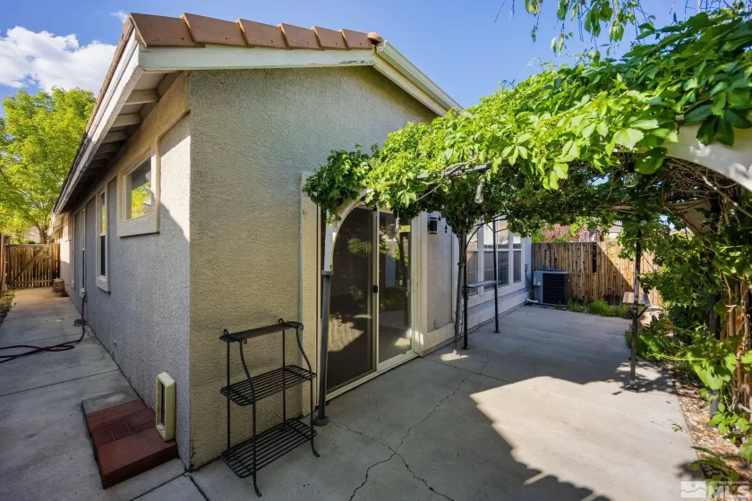 9653 Truckee Meadows, Reno, Nevada 89521, 3 Bedrooms Bedrooms, ,2 BathroomsBathrooms,Residential,Residential,Truckee Meadows,250006447