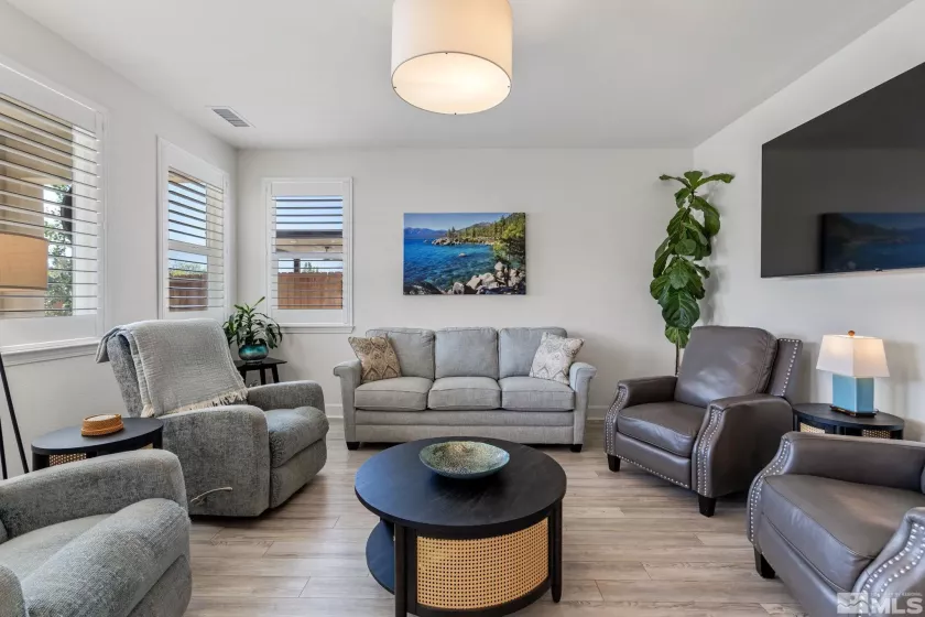 3097 Livorno, Sparks, Nevada 89434, 4 Bedrooms Bedrooms, ,3 BathroomsBathrooms,Residential,Residential,Livorno,250006450